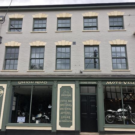 كرديتون Union Road Moto Velo Accommodation المظهر الخارجي الصورة